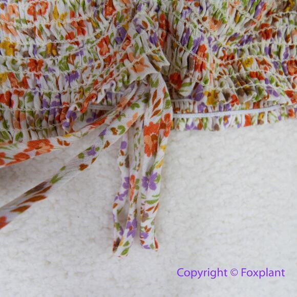 New! Heatherly floral print‎ long sleeve smocked tie front top, size M - Picture 6 of 13